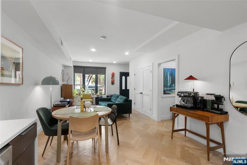 13 Britton Street 1