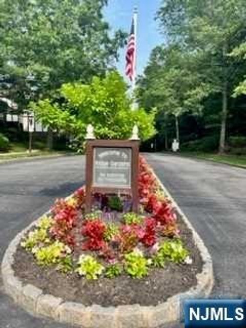 Photo of 1417 Faulkner, Mahwah, NJ 07430 (MLS # 26003548)