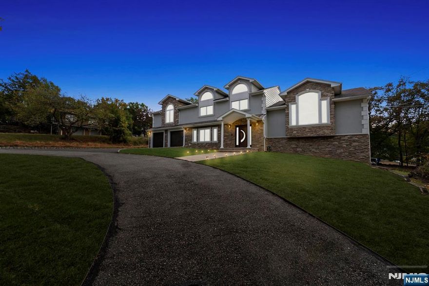 This 4-bed, 4-bath custom home offers the perfect blend of modern living and commuter convenience. Featuring modern finishes throughout, open living spaces, and a large deck to enjoy beautiful sunsets. Truly turn-key, with a circular driveway leading to an oversized garage and extra storage all on over half an acre. Don't miss this move-in ready gem!