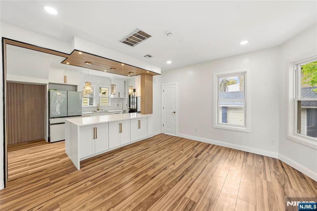 66 Linden Avenue
