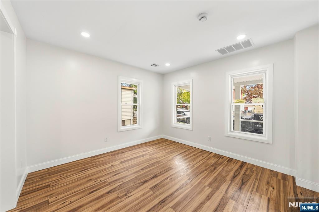 66 Linden Avenue