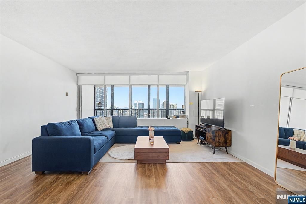 Photo of 5 Horizon Rd #2506, Fort Lee, NJ 07024 (MLS # 26012544)