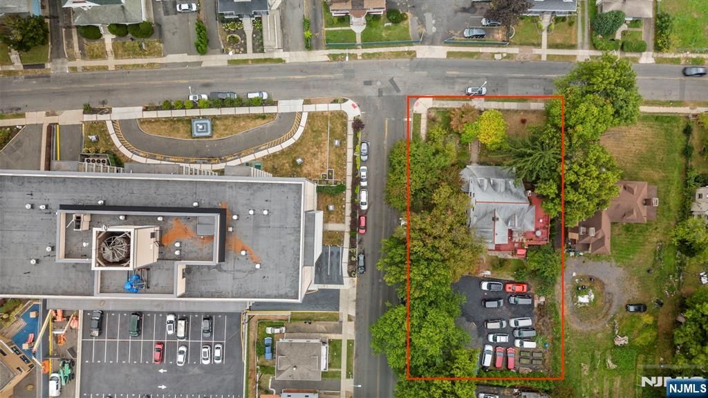 Photo of 129 S Munn Avenue, East Orange, NJ 07018 (MLS # 25020071)