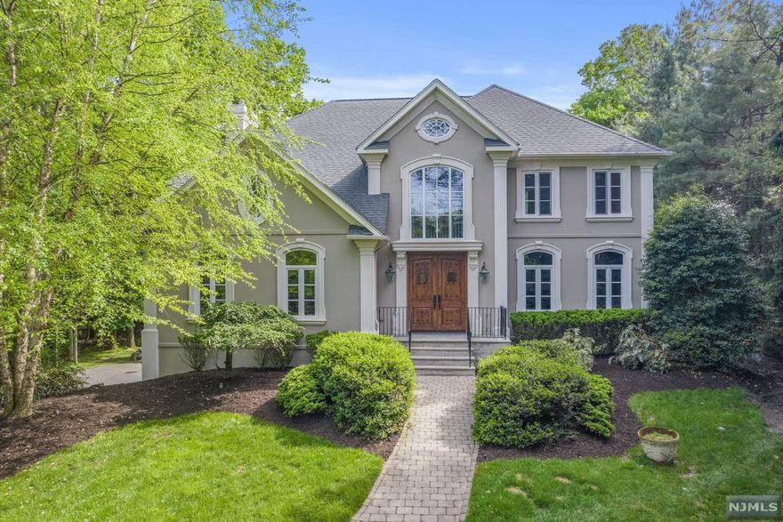 A long, winding driveway leads you to a magnificent Commorata & Berardi built French Manor on a private 3/4 acre lot. Set far back from Franklin Avenue, this home has it all, 4 bedrooms, 3 1/2 baths, soaring two story entry, family room w/brick fireplace & built in wet bar, Chefs kitchen w/granite counters & premier appliances, master suite w/whirlpool tub and his & her closets. Enjoy your private oasis with a Gunite pool set amidst a private lushly landscaped, fully fenced backyard w/sprinkler system. Tastefully finished basement with Vermont slate floors and full bath leading to a 3 car garage. New paver patio, new pool heater & pool cleaner, septic recently inspected, new hot water heater, water softener & water filter system, tons of updates, selling home 'as is' Meticulously maintained and impeccably decorated, this is truly a perfect family home - elegant and comfortable, where nothing has been overlooked!