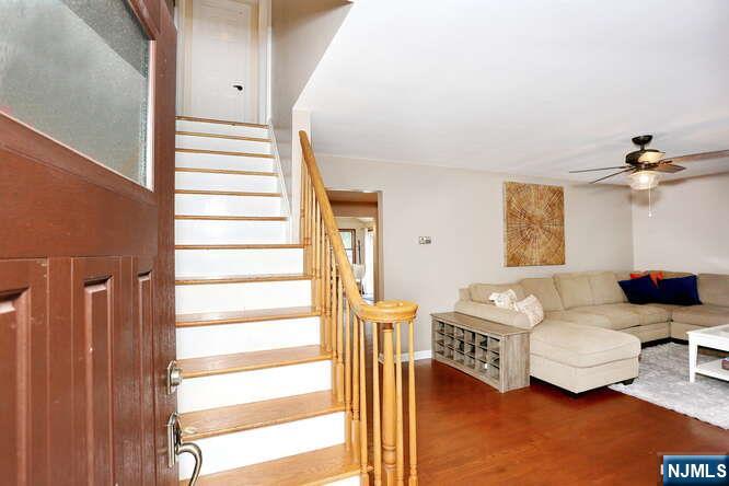 2 Hartland Avenue