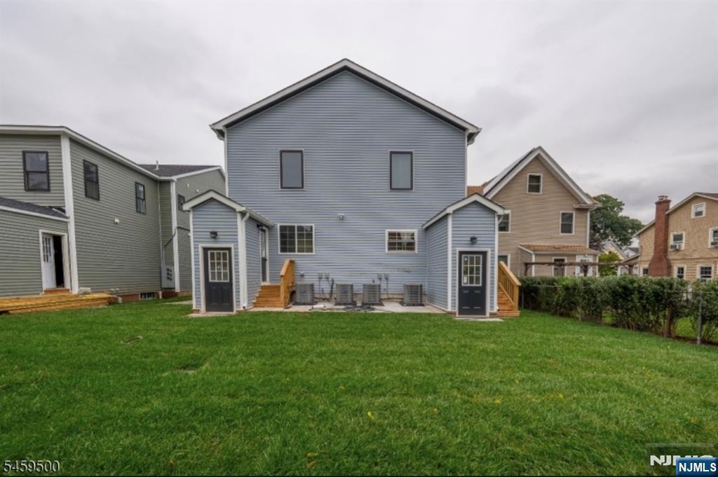 18 Lindsley Avenue