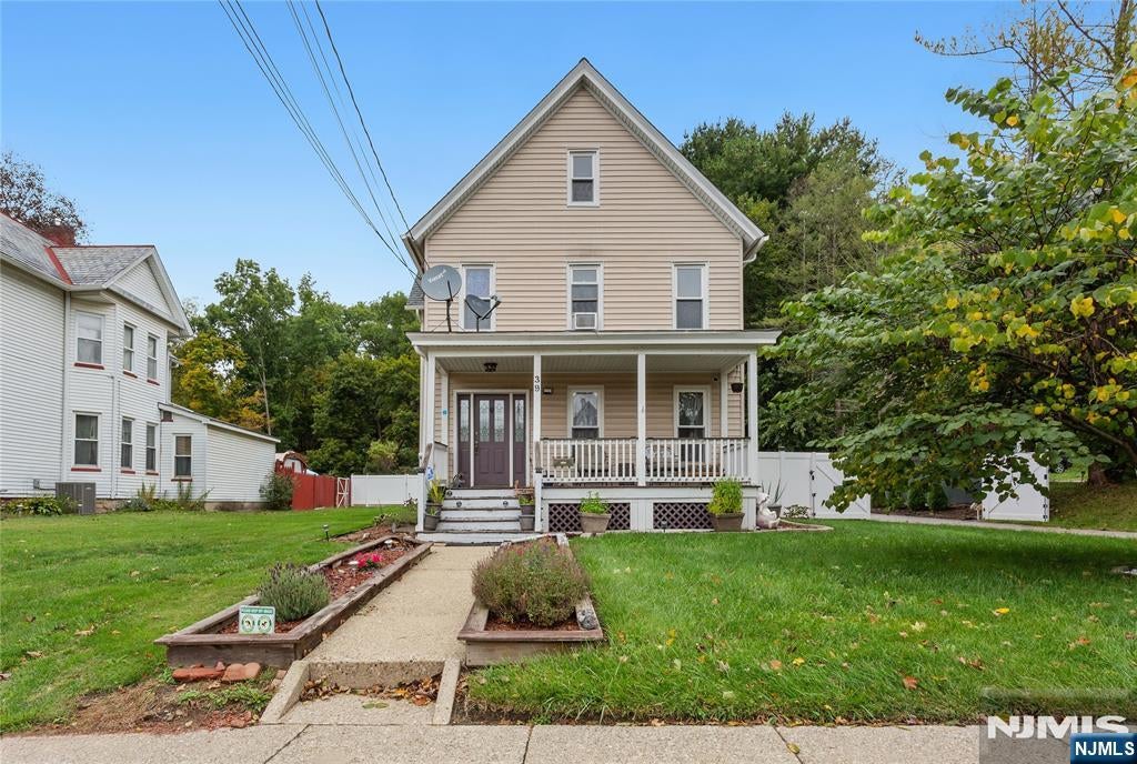 39 Clinton Street