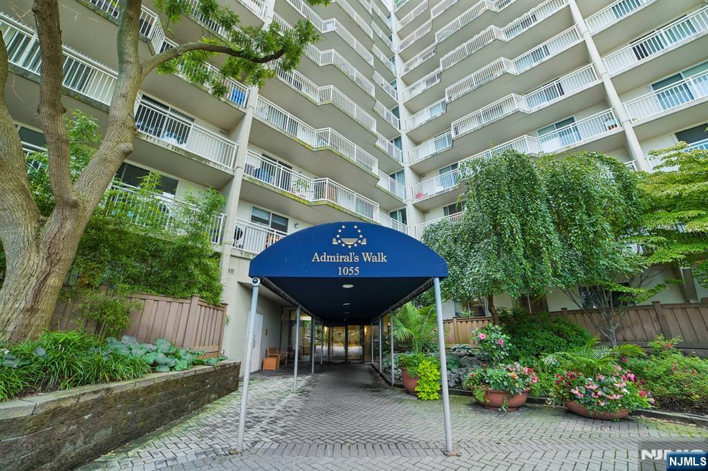 1055 River Road 312