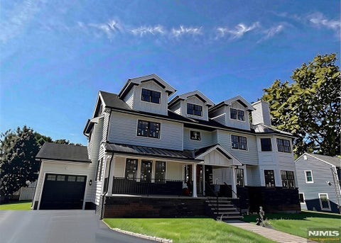 Photo of 266 Johnson Avenue, Teaneck, NJ 07666 (MLS # 26023146)