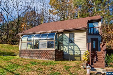 1867 County Rd 565 Vernon NJ 07418