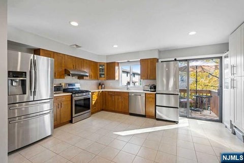Photo of 2480 6th ST #A, Fort Lee, NJ 07024 (MLS # 26020957)