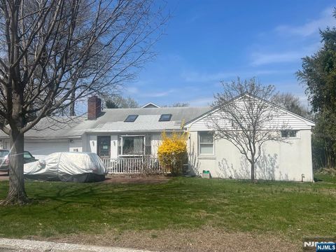 171 Newcomb Road, Tenafly, NJ 07670 - MLS#: 25012072