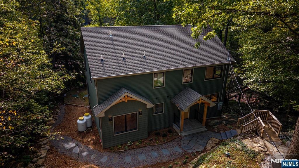 310 Lakeshore Drive