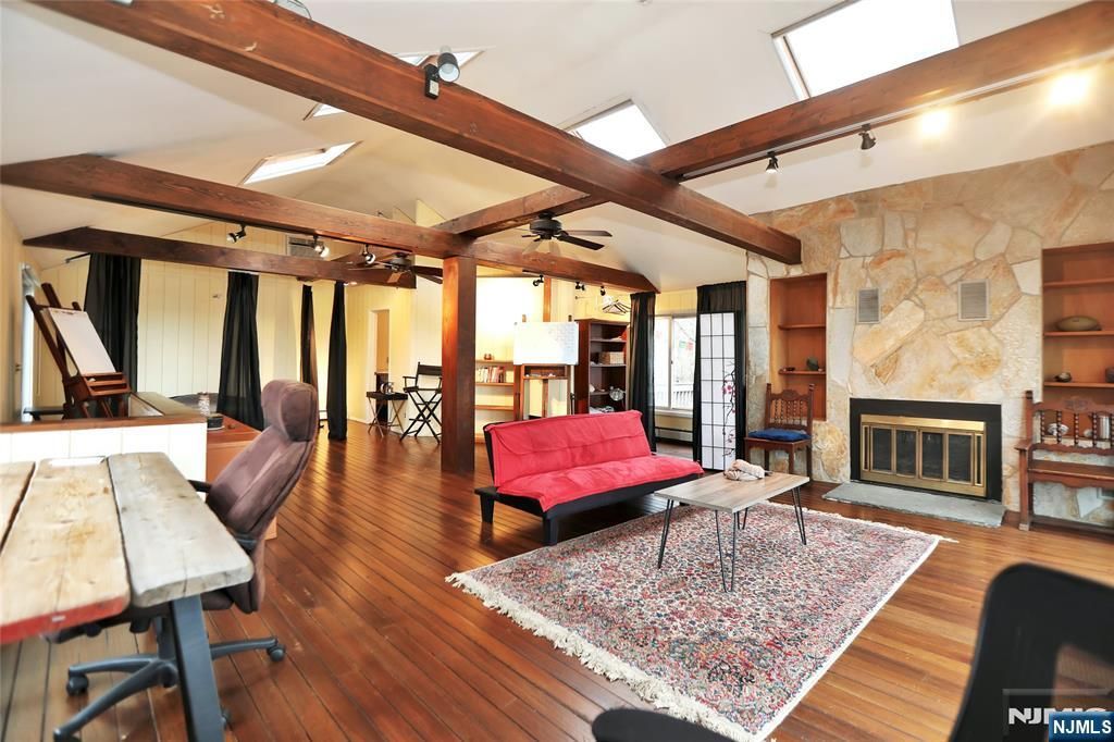 Photo of 1470 Palisade Terrace, Fort Lee, NJ 07024 (MLS # 26005652)