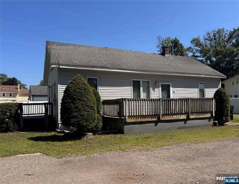 Photo of 1 Cedar, Paramus, NJ 07652 (MLS # 26027514)