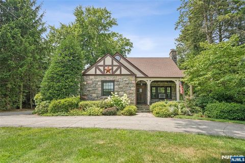 635 Franklin Turnpike Allendale NJ 07401