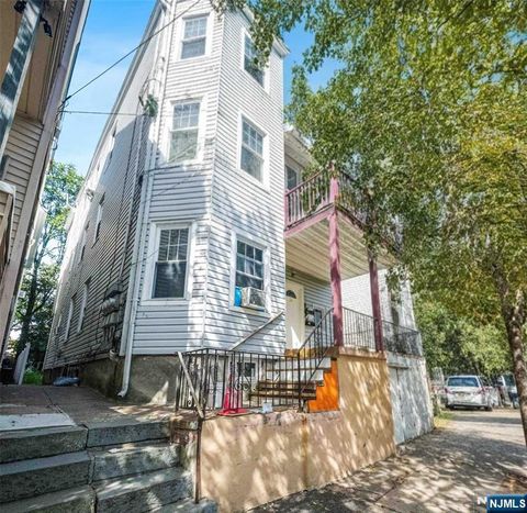 13 Garrison Street Paterson NJ 07522