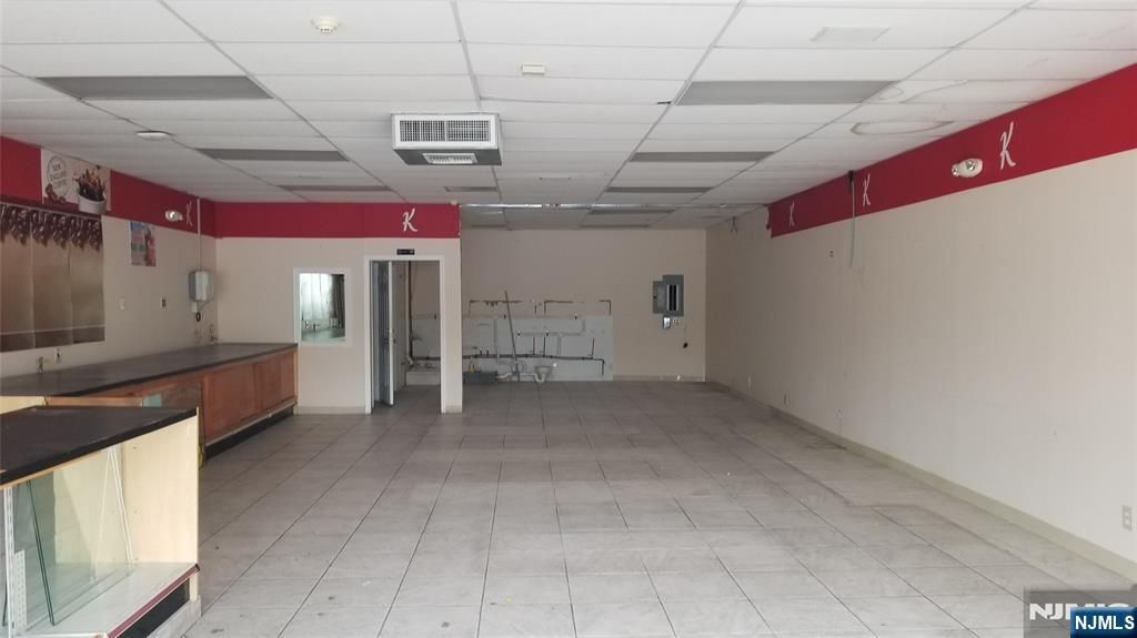 Photo of 1016 River Street #E, Fair Lawn, NJ 07470 (MLS # 25040547)