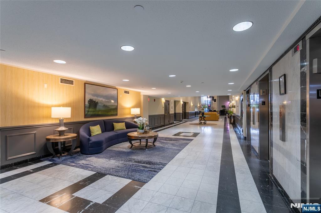 1265 15th Street 7G