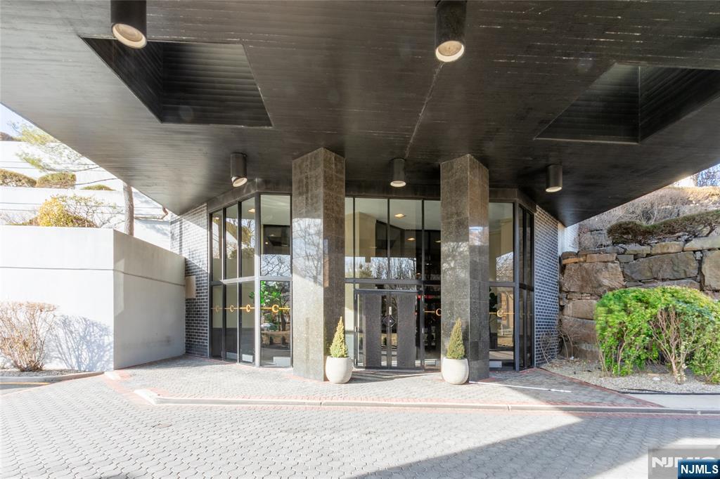 1265 15th Street 7G
