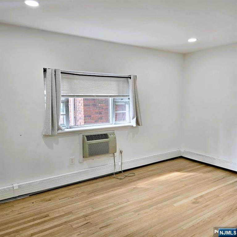 640 Franklin Avenue 1H