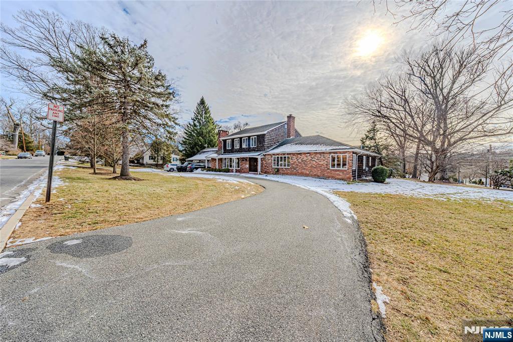 63 Colony Avenue