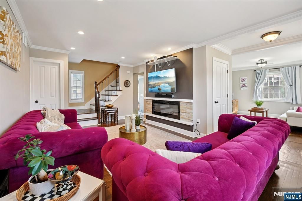 Photo of 525 Ramapo Avenue, Pompton Lakes, NJ 07442 (MLS # 26012776)