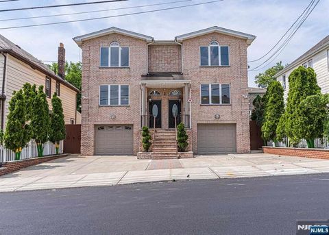 Photo of 482 Morningside Ave #B, Fairview, NJ 07022 (MLS # 26007323)