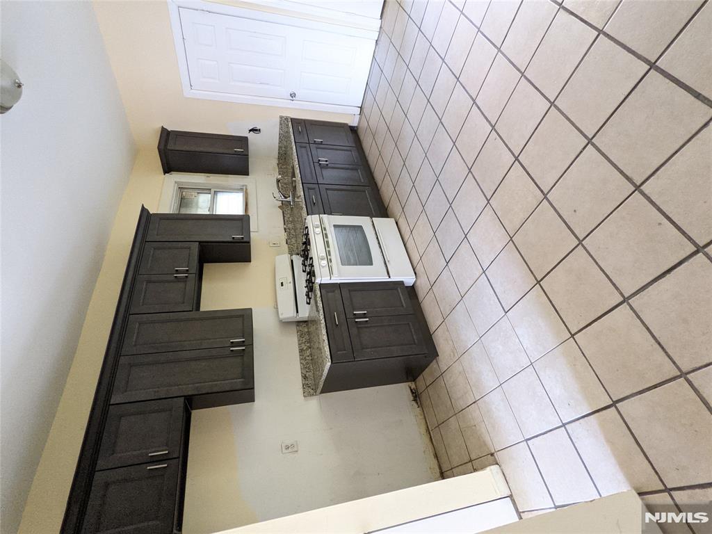 Property for Sale at 339 Howe Avenue, Passaic, New Jersey - Bedrooms: 4 
Bathrooms: 2 
Rooms: 12  - $515,000