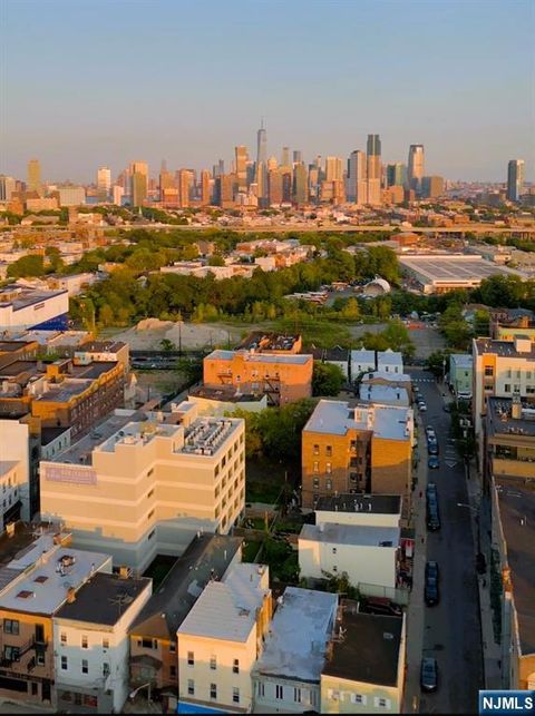 Photo of 374 Summit Avenue, Jersey City, NJ 07306 (MLS # 25038431)