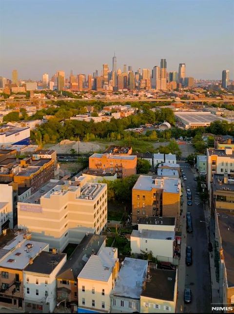 Photo of 374 Summit Avenue, Jersey City, NJ 07306 (MLS # 25038431)