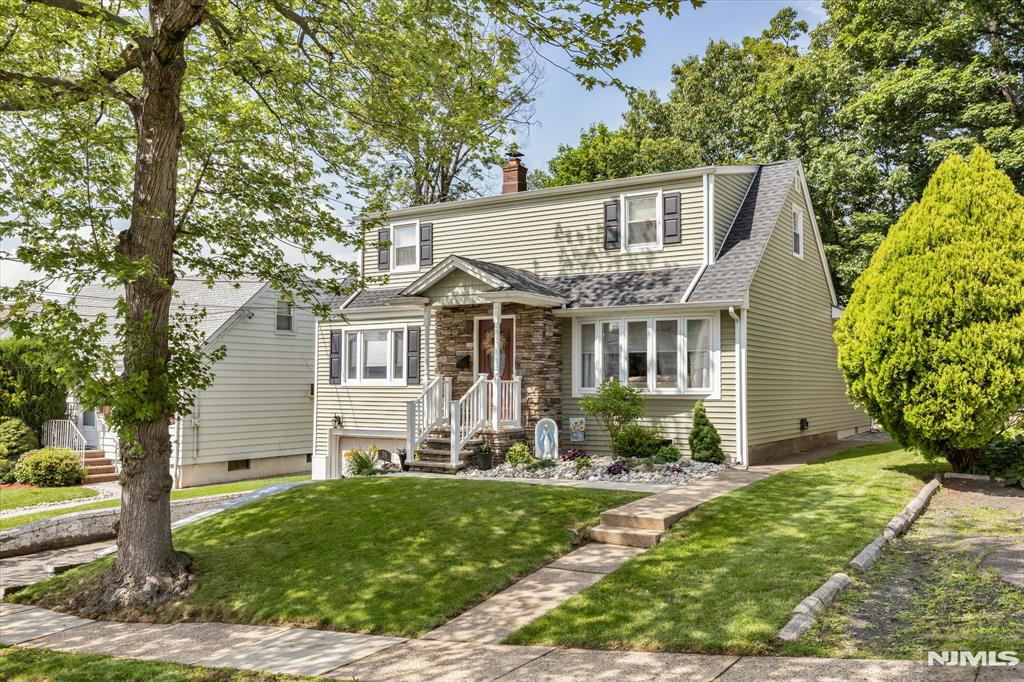 39 Division Avenue