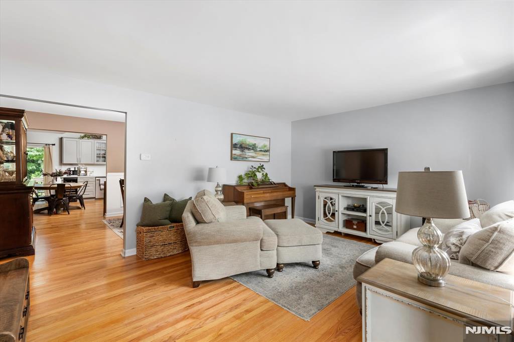 39 Division Avenue