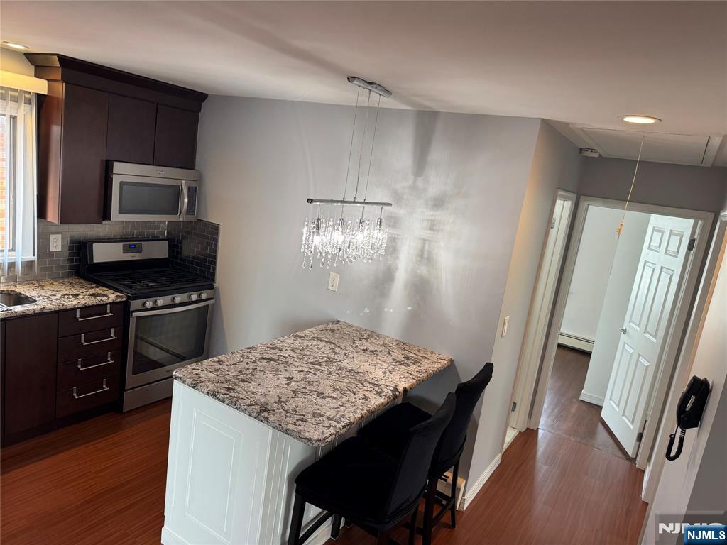 Lodi, New Jersey 07644, United States, 2 Bedrooms Bedrooms, ,1 BathroomBathrooms,Residential,Active,197069