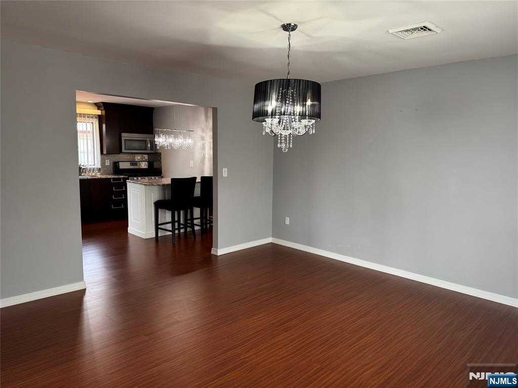 Lodi, New Jersey 07644, United States, 2 Bedrooms Bedrooms, ,1 BathroomBathrooms,Residential,Active,197069