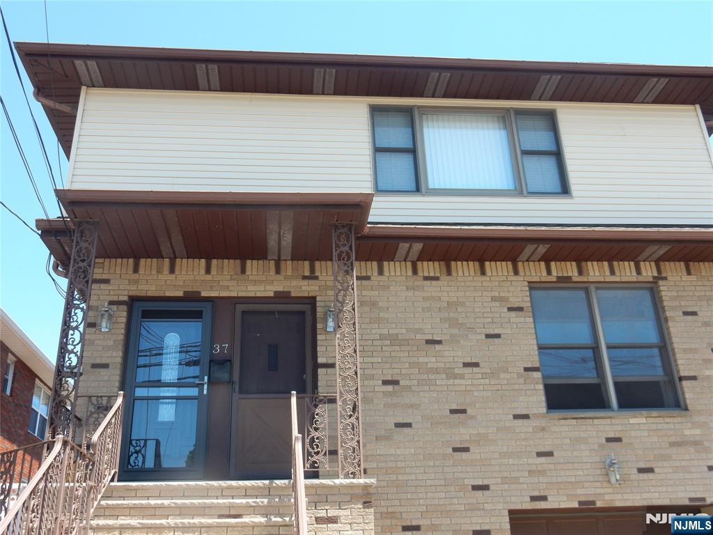 Lodi, New Jersey 07644, United States, 2 Bedrooms Bedrooms, ,1 BathroomBathrooms,Residential,Active,197069