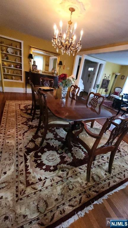 Caldwell, New Jersey 07006, United States, 4 Bedrooms Bedrooms, ,2 BathroomsBathrooms,Residential,Pending,47426