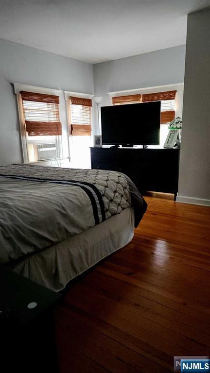 Caldwell, New Jersey 07006, United States, 4 Bedrooms Bedrooms, ,2 BathroomsBathrooms,Residential,Pending,47426