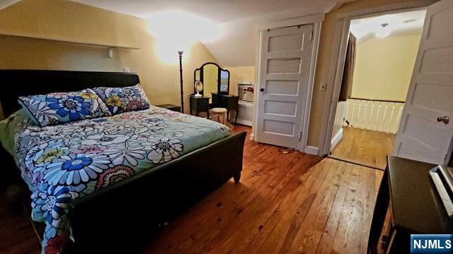 Caldwell, New Jersey 07006, United States, 4 Bedrooms Bedrooms, ,2 BathroomsBathrooms,Residential,Pending,47426