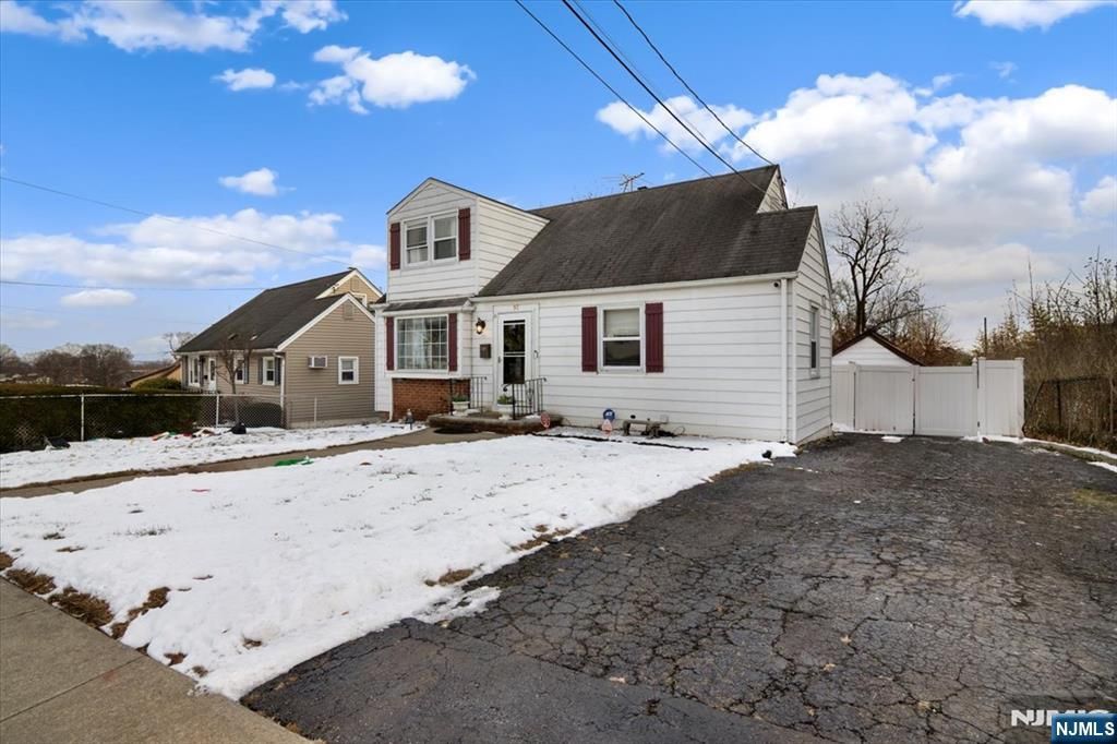 Photo of 97 Long Hill Drive, Clifton, NJ 07013 (MLS # 26000191)