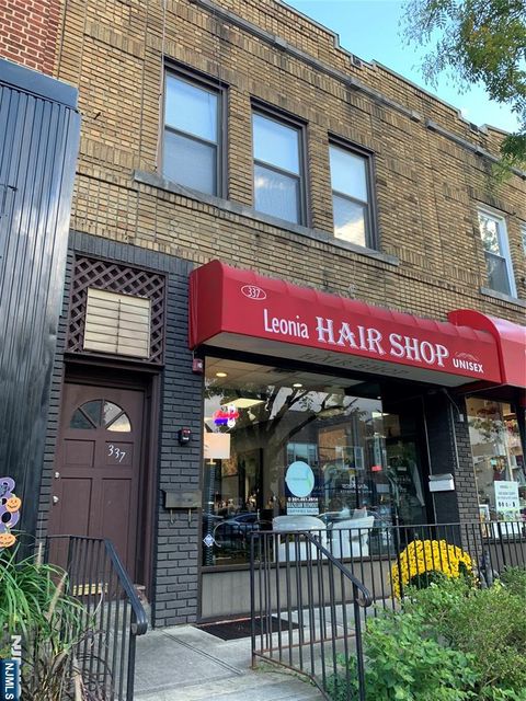 Photo of 337 Broad Ave #2 Fl, Leonia, NJ 07605 (MLS # 25040859)