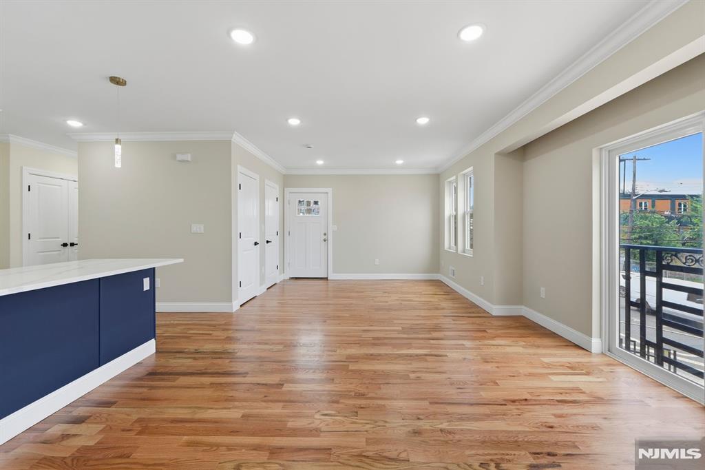 438 10th Street