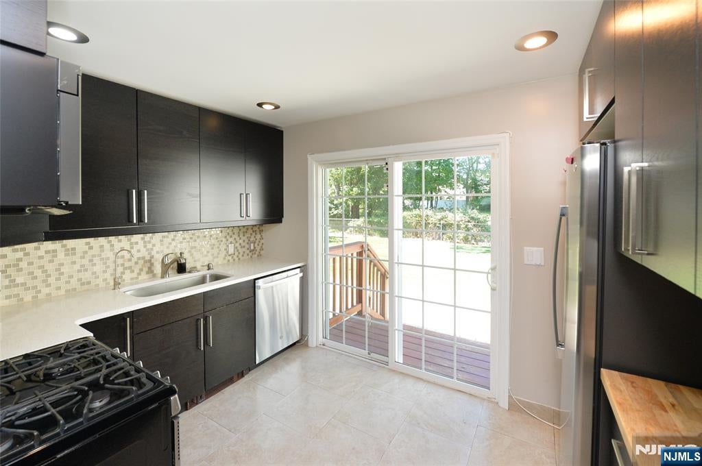 17-16 Well Drive