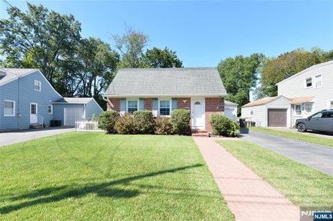Photo of 1716 Well Dr, Fair Lawn, NJ 07410 (MLS # 26035906)
