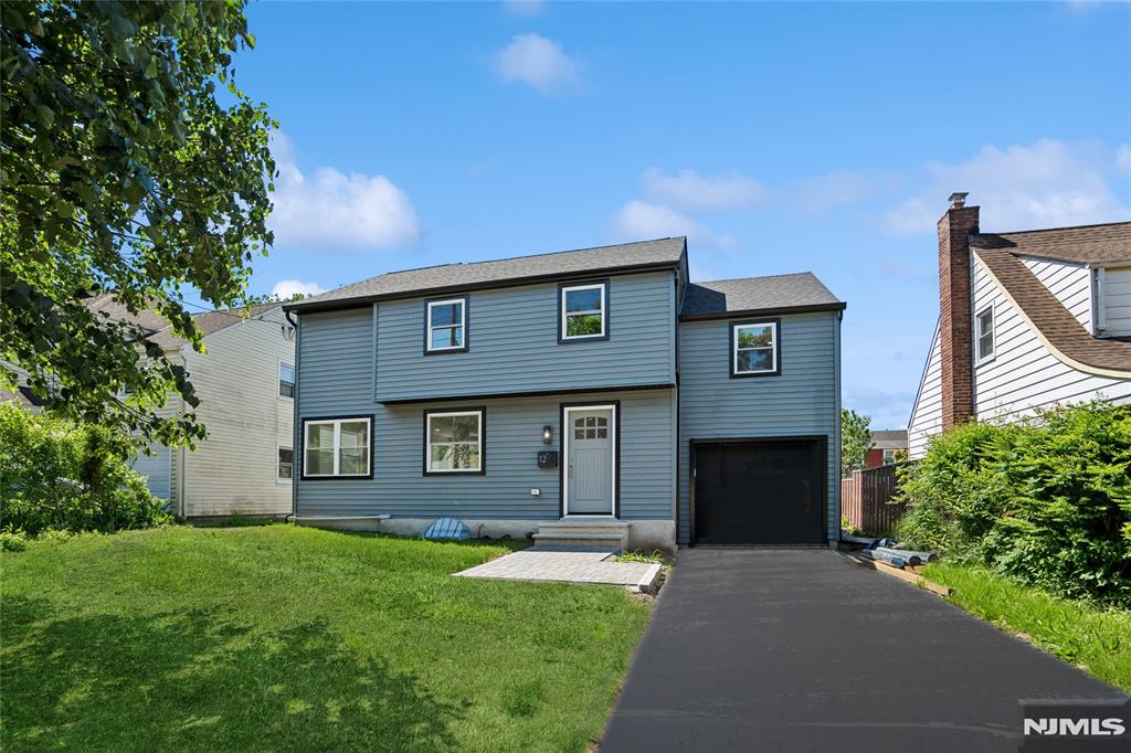 Property for Sale at 12 Armory Place, Teaneck, New Jersey - Bedrooms: 3 
Bathrooms: 3 
Rooms: 7  - $789,000