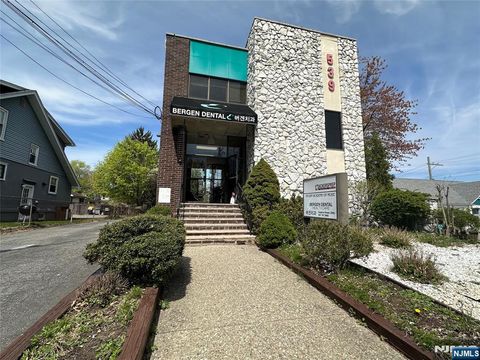 539 Durie Avenue Closter NJ 07624