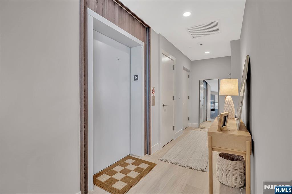 350 Ocean Avenue 506