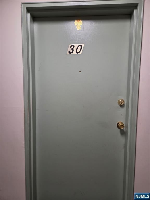 550 Central Avenue 30