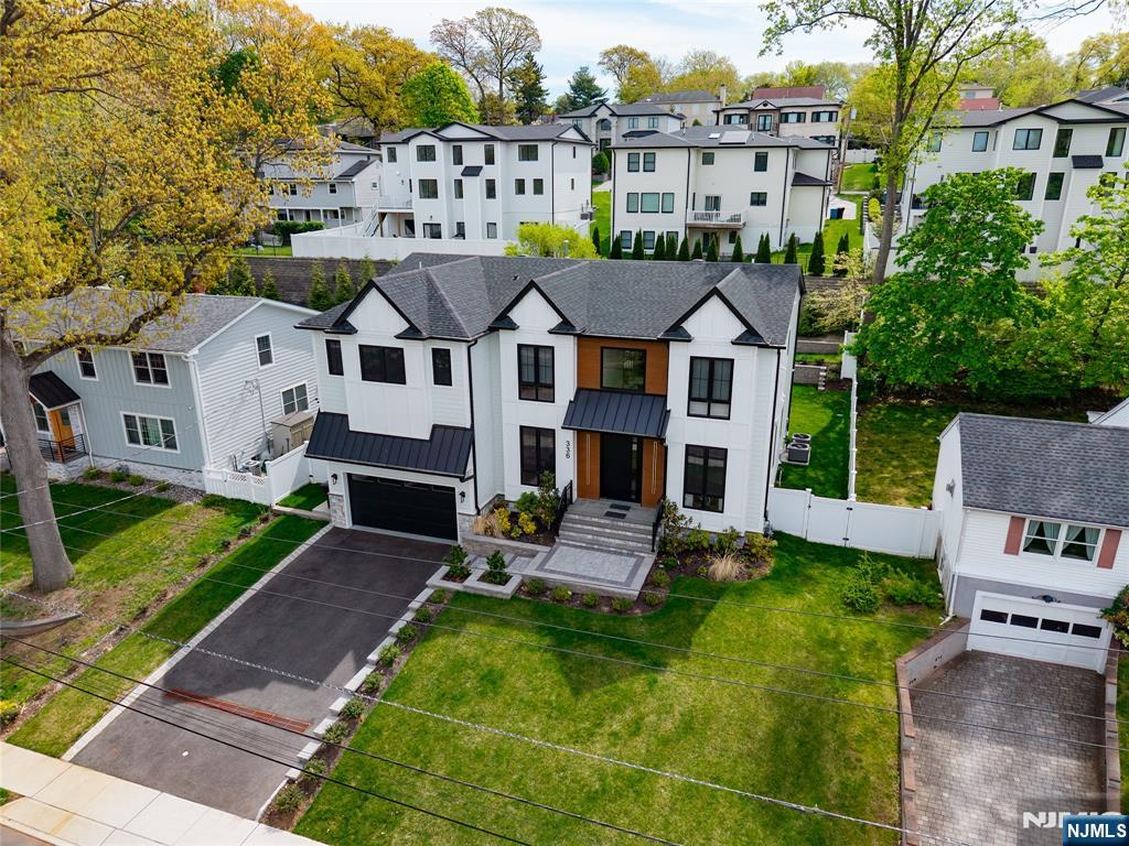 336 Lockwood Drive