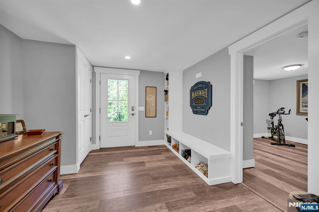 574 Warwick Turnpike
